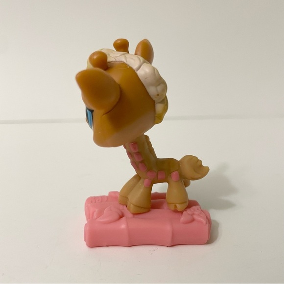 LPS Littlest Pet Shop Toys Panda Bear Hamster Chinchilla - Picture 15 of 16